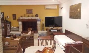 VILLA KHMYR