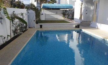 VILLA BLUE