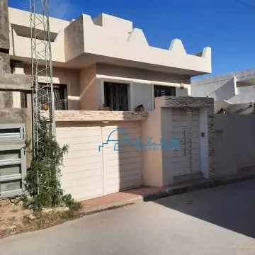 VILLA Ayhem